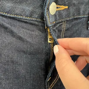 Lucky Brand boot cut dark wash blue jeans denim pockets zip closure Size 10 long thumbnail 9