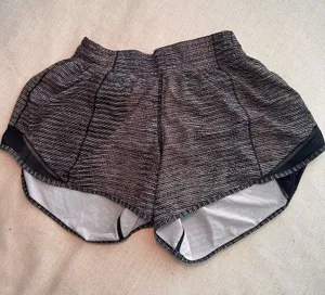 Lululemon Hotty Hot 4" Shorts thumbnail 1
