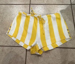 Free people shorts thumbnail 1