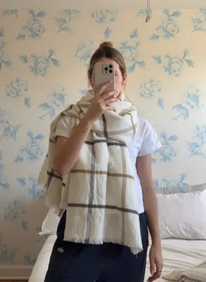 Abercrombie Scarf Blanket Plaid White Tan thumbnail 1