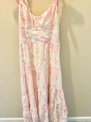 Francesca's Maxi Dress Floral Pink thumbnail 4