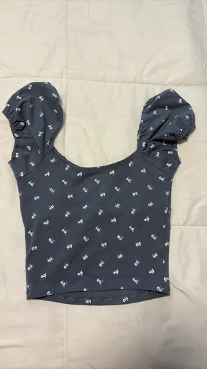 Blue Hollister Top thumbnail 2