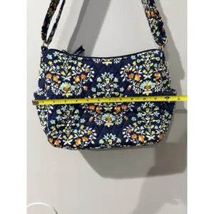 Vera Bradley Purse Chandelier Floral Shoulder Bag Pockets Zip Close Small Tote F thumbnail 7