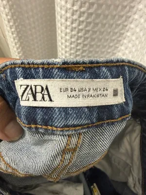 Zara Women’s High Rise Straight Leg Jeans Size 2 thumbnail 5