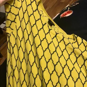 Ann Taylor Yellow sweater thumbnail 7