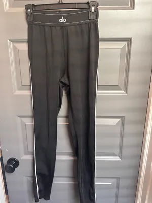 Alo Yoga Airlift High-Waist Suit Up Legging - like new Large thumbnail 3