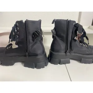 Steve Madden Thora-P Black Nylon Lace-Up Combat Ankle Lug Boots Women's 8 thumbnail 8