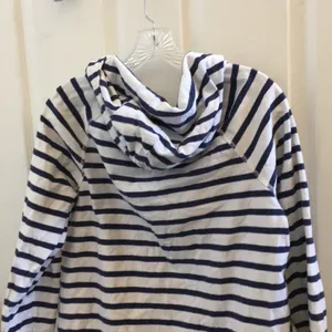 FINAL MARKDOWN LADIES aeo hoodie medium thumbnail 5