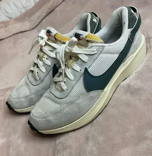Nike Waffle Debut Vintage 'White Vintage Green' Sneakers Shoes Size 8 thumbnail 1