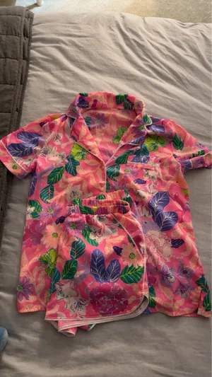 Lilly Pulitzer Pajama Set thumbnail 2