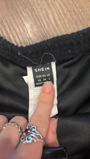 SheIn black mini skirt thumbnail 2