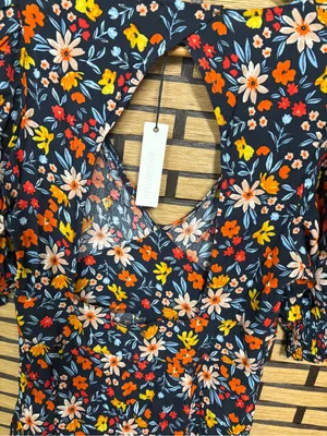 Olivaceous Floral Dress Size Medium thumbnail 6