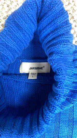 Jak & Rae Turtle Neck Sweater thumbnail 4