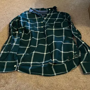 Tommy Hilfiger small green blouse thumbnail 2