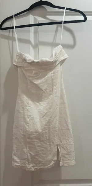 ThatsSoFetch White strapless dress thumbnail 1