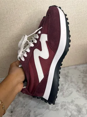 Steve Madden Campo lifestyle sneakers in wine thumbnail 4