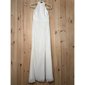 NWT Lulus Captured Your Heart White Halter Maxi Dress Wedding Bride Bridal Sze M thumbnail 2
