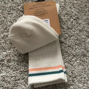New Urban Outfitters athletic stripe crew socks, one size, 80% cotton thumbnail 5