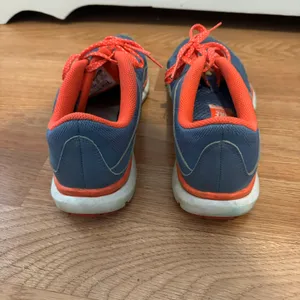 Nike Size 8 Sneakers thumbnail 4
