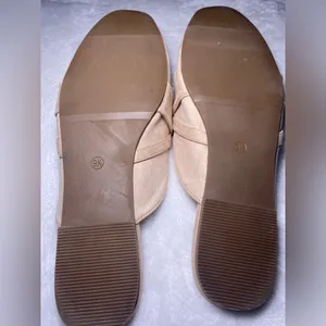 LAICIGO Suede Flat Mules Closed Square Toe Backless Loafers Beige Tan 9.5 thumbnail 8