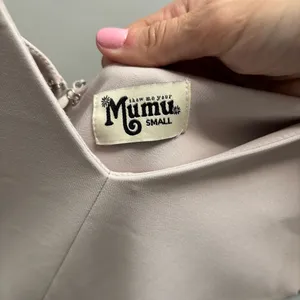 Show Me Your Mumu Neutral Beige V-Neck Trumpet Gown thumbnail 5