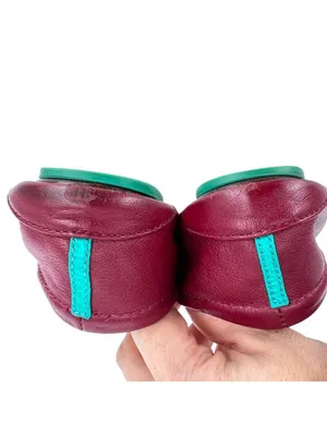 Tieks Burgundy Plum Leather Ballet Flats Foldable Size 7 Preppy Quiet Luxury thumbnail 4