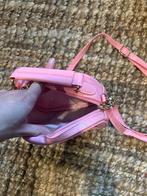 Vintage Hello Kitty Pink Patent Satchel Crossbody Bag thumbnail 5