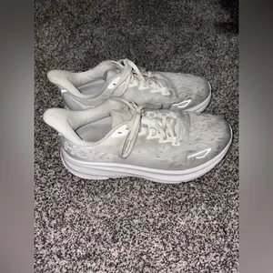 Women’s Hoka Clifton 9 thumbnail 2