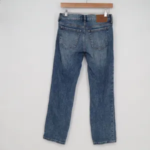 Aeropostale Mid Rise Ankle Straight Jeans Medium Wash Blue Denim Womens Size 2 thumbnail 5