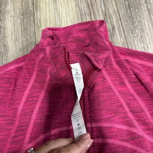 Lululemon pink Define Diamond Jacquard‎ Berry Rumble Jew Magenta jacket size 4 thumbnail 3