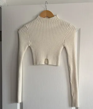 Edikted Turtle Neck Cropped Long Sleeve Shirt XS thumbnail 4