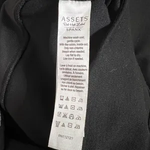 Red Hot by Spanx Ponte Shaping Leggings Small Women’s Black thumbnail 6