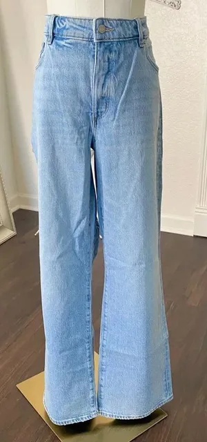 NWT Loft the relaxed straight mid rise curvy Destructed mid Wash Size 31 / 12 thumbnail 1