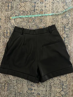 Zara Faux Leather Shorts Size XS Black Pleated Cuffed PU Tailored thumbnail 4