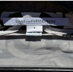 Diane von Furstenberg Julian Two Silk Wrap Dress US Size 6 Black White thumbnail 4