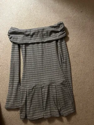 Pretty Little Thing Dress thumbnail 4