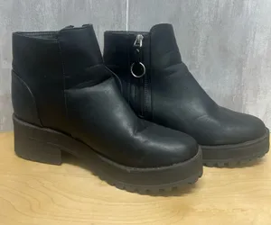 Qupid Lug Sole Boots size 12 thumbnail 1