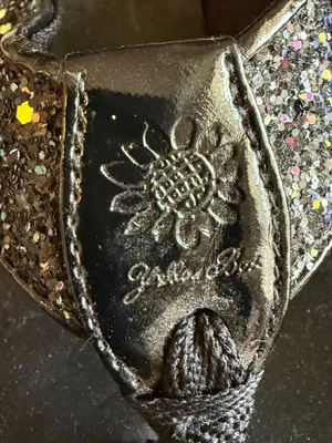 Yellow Box Ferdy Black Glitter Flip Flops Women’s Sz 7.5 NWOT Sparkle Sandals thumbnail 5