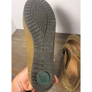Nurture Women's Size 8 Olive Green Leather Mary Jane Comfort Flats thumbnail 10