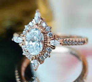 Oval Cut Halo Rhinestone Gold Silver Ring Crystal thumbnail 2