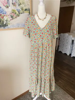 Boden Floral V-Neck Tiered Midi Maxi Dress US 12 Petite thumbnail 3