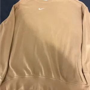 Nike Oversized Crewneck- tan thumbnail 1