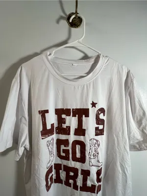 Women’s Size XL T-Shirt White Brown Let’s Go Girls Cowboy Boots Short Sleeve thumbnail 3