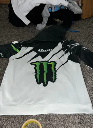 Fox Hoodie Size M thumbnail 1