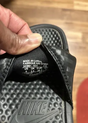 Nike Men's Black Slide Sandals Logo Slip-On US 6 Synthetic Upper thumbnail 4