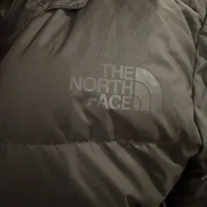 The North Face Black Down Puffer Jacket - Size Small thumbnail 5