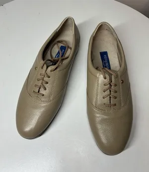 Easy Spirit Women's Motion Lace up Oxford Leather Shoes Size 6.5 Beige thumbnail 1
