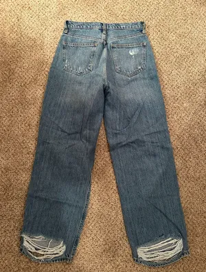 Mom Jeans thumbnail 2