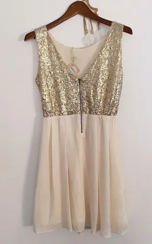 Alythea Sequin Formal Flowing Flared Cocktail Dress thumbnail 2