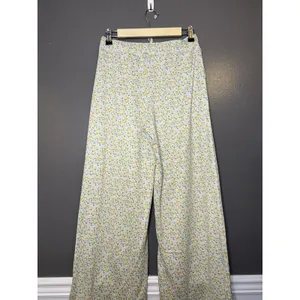 Gilly Hicks Pajama Pants Womens Medium White Floral Jersey Lounge Sleep Cozy thumbnail 4